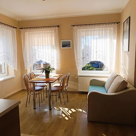 In Mi Dzyzdroje Near The Appartement *