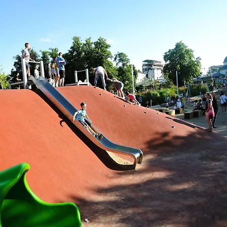 In Mi Dzyzdroje Near The Appartement Miedzyzdroje