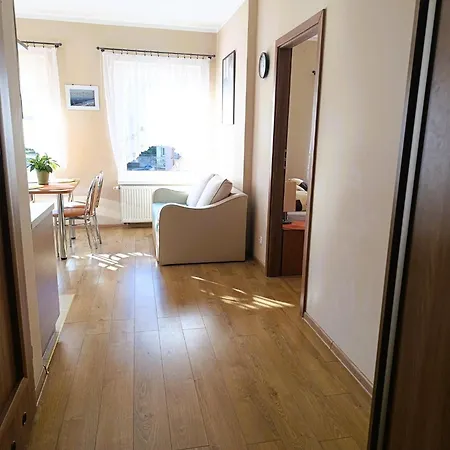 In Near The Apartamento *